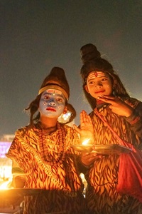 India-Varanasi-Holy-Sadhu-Boys