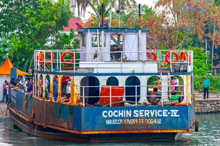 Cochin-India-ferry-boat