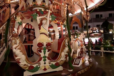 Germany-Nurnberg-Christmas-Market-6