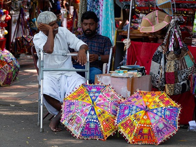 India-Cochin-Street-Vendors