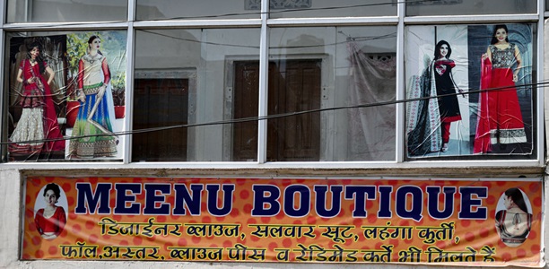 India-Jaipur-Boutique-Store-Sign
