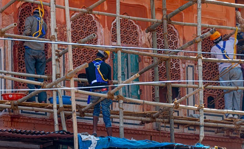 India-Jaipur-Men-Working