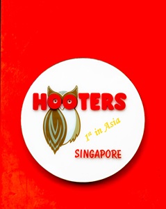 Singapore-Hooters-Sign