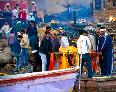 Varanasi-India-crematorium